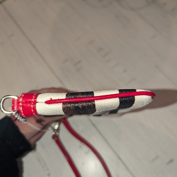 Dooney Bourke wristlet - Picture 8 of 11